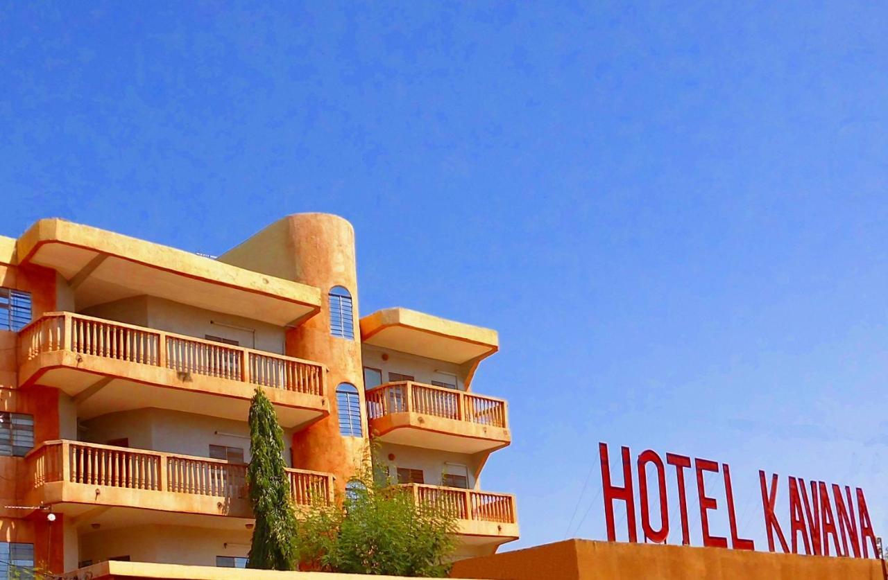 Hotel Kavana Уагадугу Екстериор снимка
